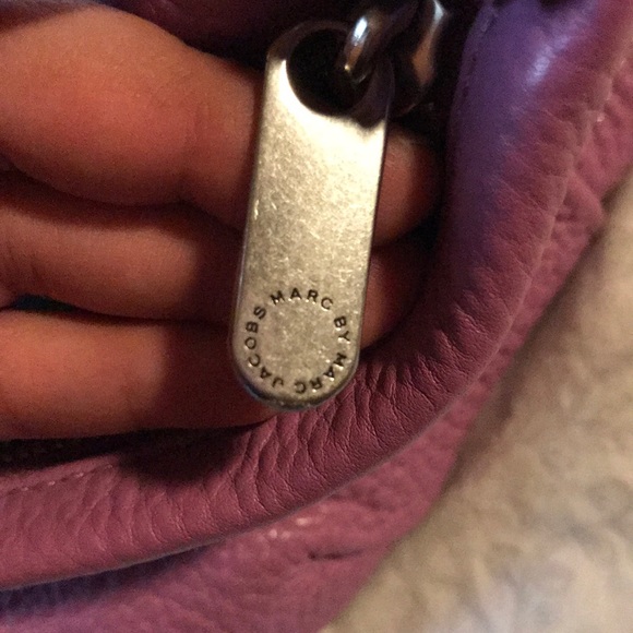 Marc by Marc Jacobs small cross body - Picture 7 of 7